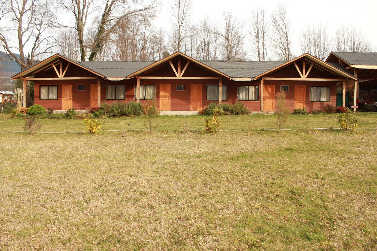 Hosteria Y Camping Del Bosque Pucón Eksteriør billede